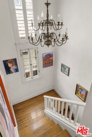 1711 N Curson Avenue, Los Angeles, CA 90046