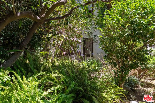 1711 N Curson Avenue, Los Angeles, CA 90046