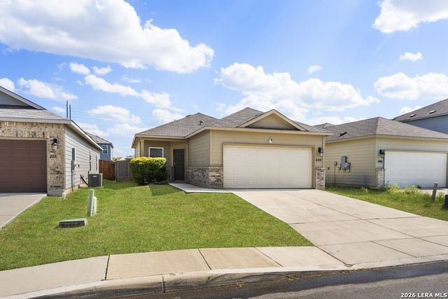 450 Pleasanton Spring, San Antonio, TX 78221