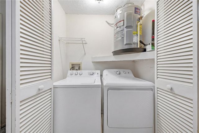 11817 SKYLAKE PLACE H, Temple Terrace, FL 33617