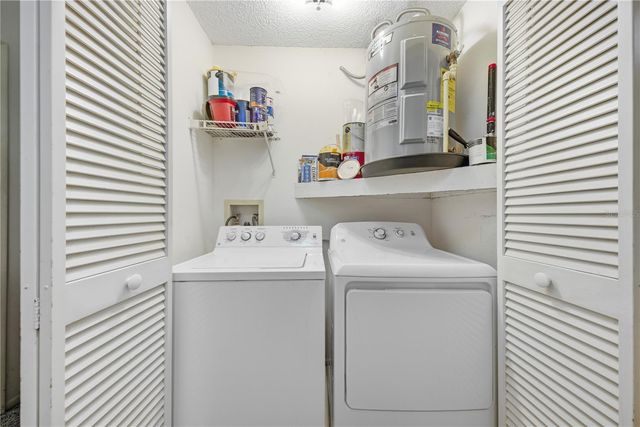 11817 SKYLAKE PLACE H, Temple Terrace, FL 33617