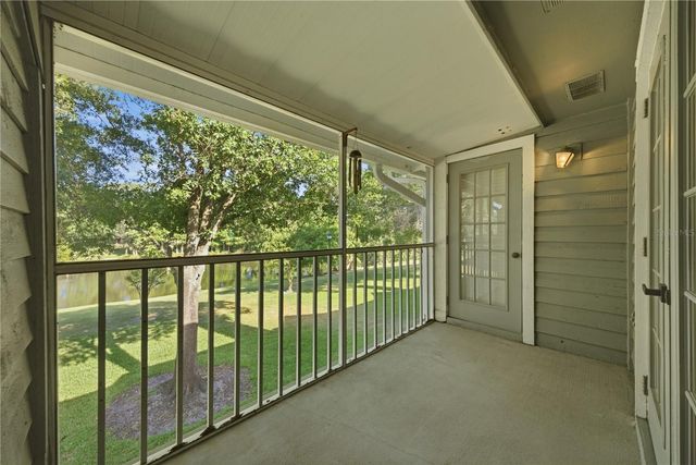 11817 SKYLAKE PLACE H, Temple Terrace, FL 33617
