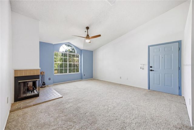 11817 SKYLAKE PLACE H, Temple Terrace, FL 33617