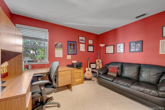 117 Soundview Drive, Port Washington, NY 11050