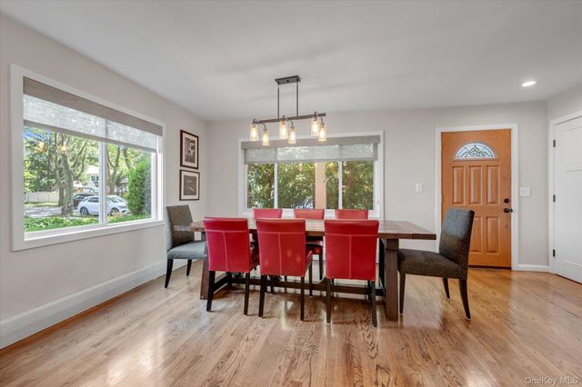 117 Soundview Drive, Port Washington, NY 11050
