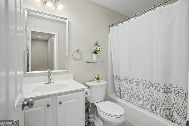 85 High Point North Drive, Newnan, GA 30265