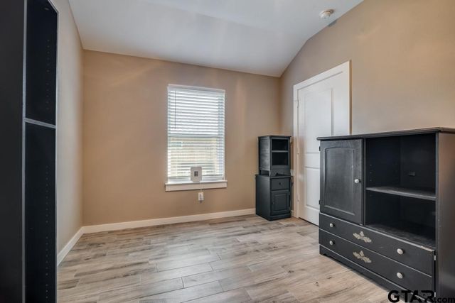 17409 Crossing Circle, Lindale, TX 75771