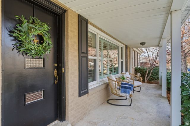 2370 E LYNWOOD DR, Salt Lake City, UT 84109