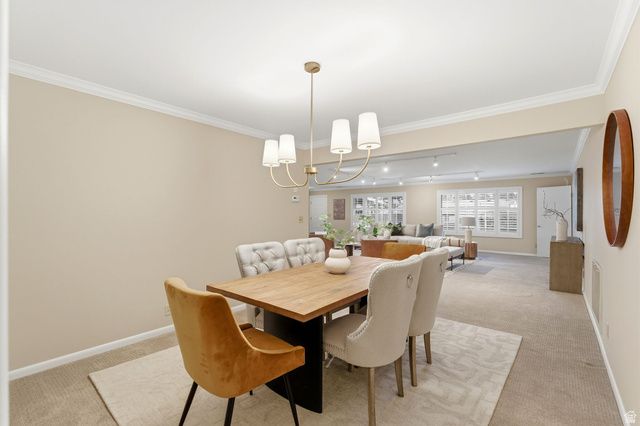 2370 E LYNWOOD DR, Salt Lake City, UT 84109