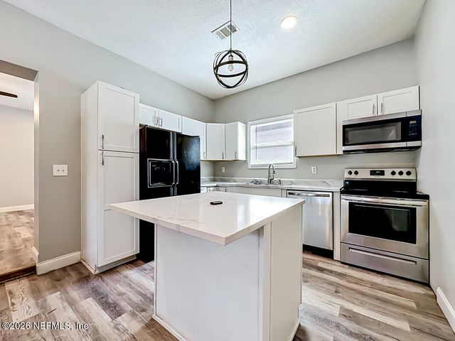 1680 8TH Street W, Jacksonville, FL 32209