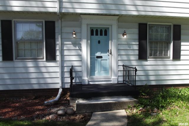 441 JACKSON Parkway, Springfield, IL 62704