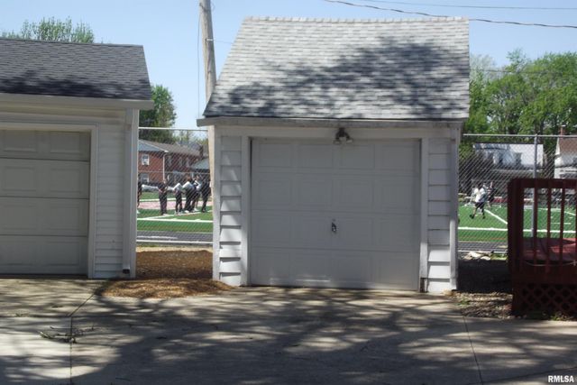 441 JACKSON Parkway, Springfield, IL 62704
