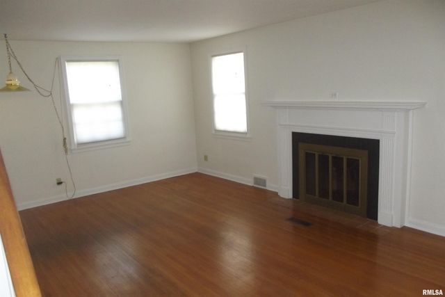 441 JACKSON Parkway, Springfield, IL 62704