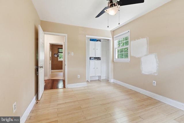 17 BRIARWOOD DR, Voorhees, NJ 08043