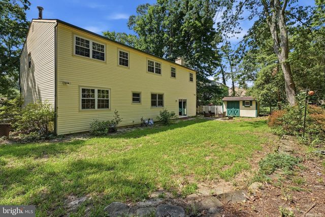 17 BRIARWOOD DR, Voorhees, NJ 08043