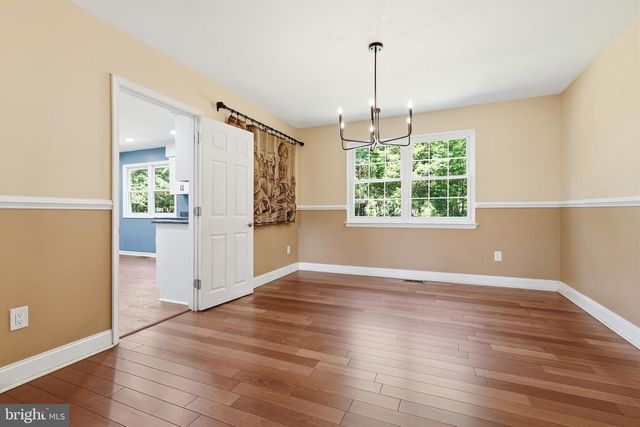 17 BRIARWOOD DR, Voorhees, NJ 08043