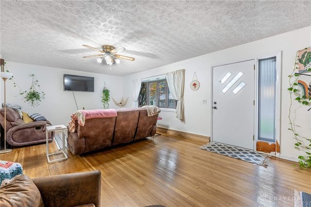 326 Kennedy Drive, Medway, OH 45341