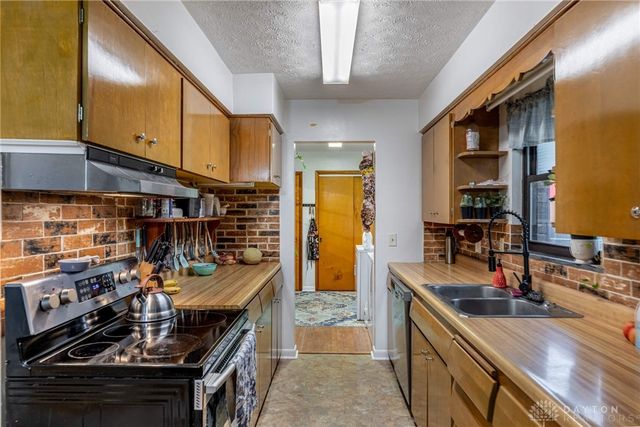 326 Kennedy Drive, Medway, OH 45341