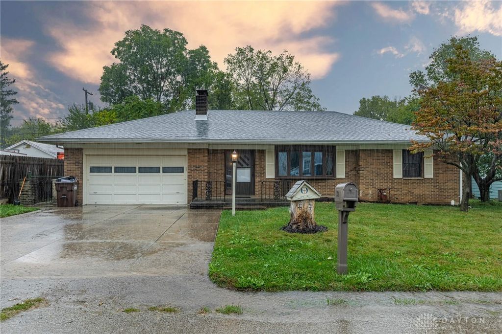 326 Kennedy Drive, Medway, OH 45341