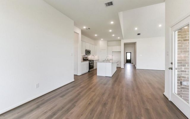 1092 Birds Landing Drive, Magnolia, TX 77355