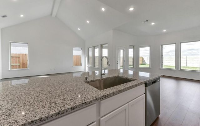 1092 Birds Landing Drive, Magnolia, TX 77355