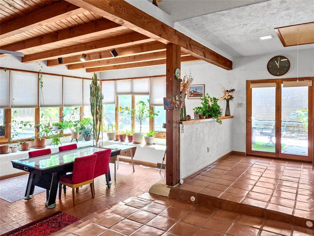2433 Avenida De Las Estrellas, Santa Fe, NM 87507