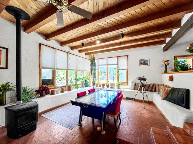 2433 Avenida De Las Estrellas, Santa Fe, NM 87507