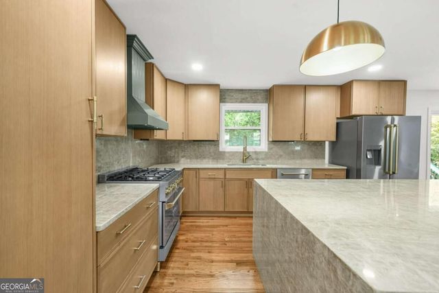 6628 Cherry Tree Lane, Sandy Springs, GA 30328