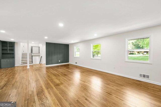 6628 Cherry Tree Lane, Sandy Springs, GA 30328
