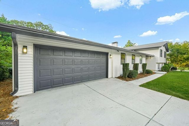6628 Cherry Tree Lane, Sandy Springs, GA 30328