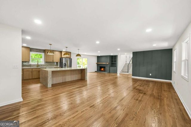 6628 Cherry Tree Lane, Sandy Springs, GA 30328