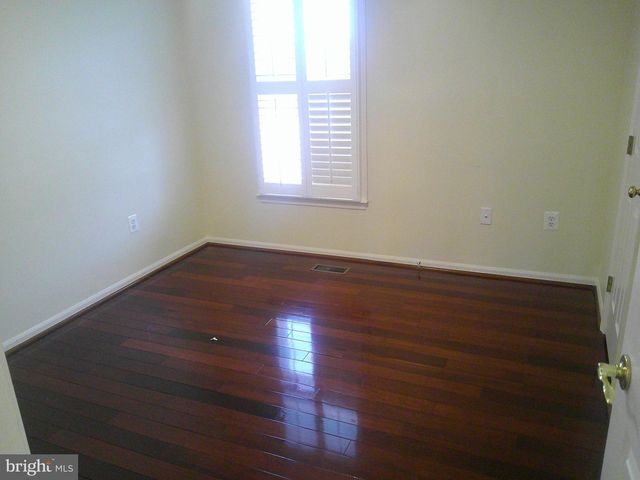 3200 PEDDICOAT CT, Woodstock, MD 21163