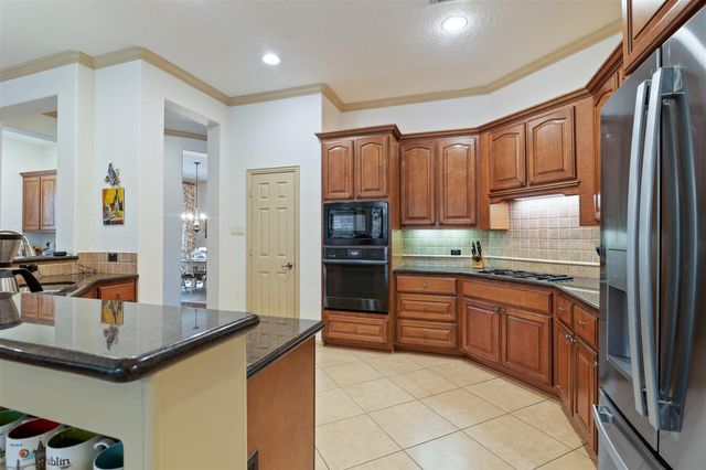 19507 Remington Manor Street, Spring, TX 77379