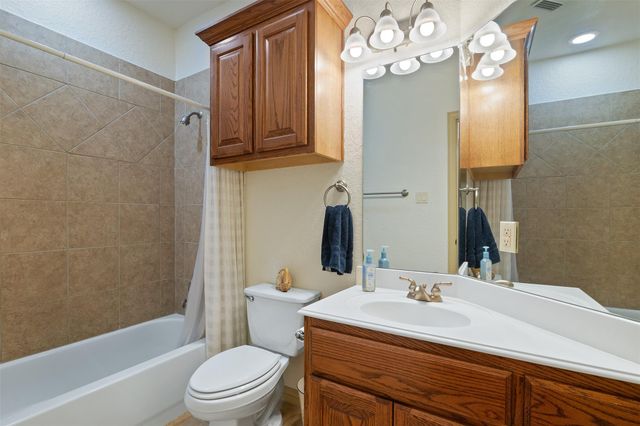 19507 Remington Manor Street, Spring, TX 77379