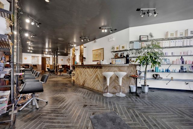 2119 N Damen Avenue, Chicago, IL 60647