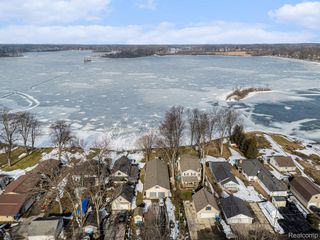 3188 Ponemah Drive, Fenton Charter Township, MI 48430