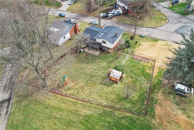 306 Virginia Drive, North Fayette, PA 15071