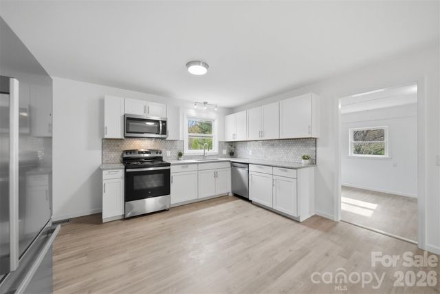 1033 Stagecoach Trail, Lenoir, NC 28645