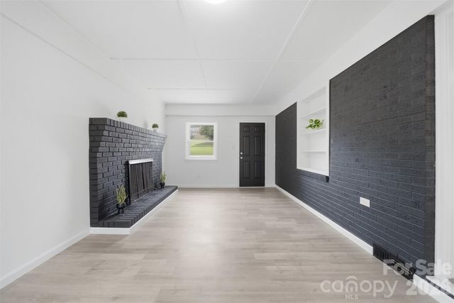 1033 Stagecoach Trail, Lenoir, NC 28645