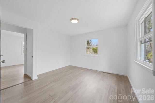 1033 Stagecoach Trail, Lenoir, NC 28645