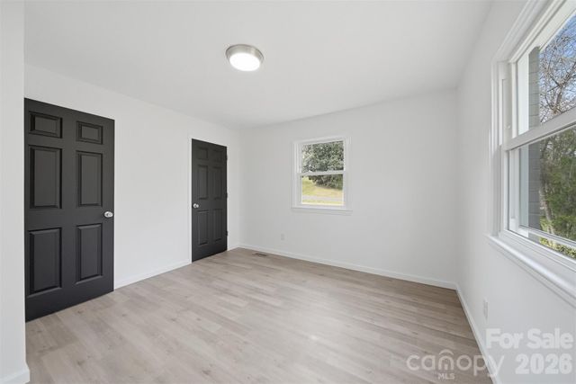 1033 Stagecoach Trail, Lenoir, NC 28645