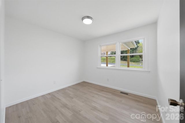 1033 Stagecoach Trail, Lenoir, NC 28645