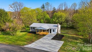 1033 Stagecoach Trail, Lenoir, NC 28645