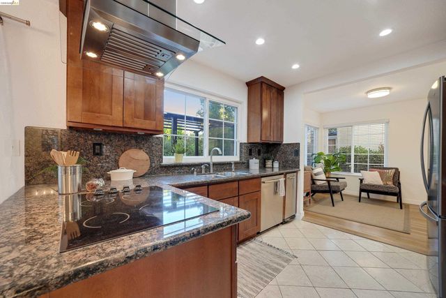 26670 Joshua St, Hayward, CA 94544