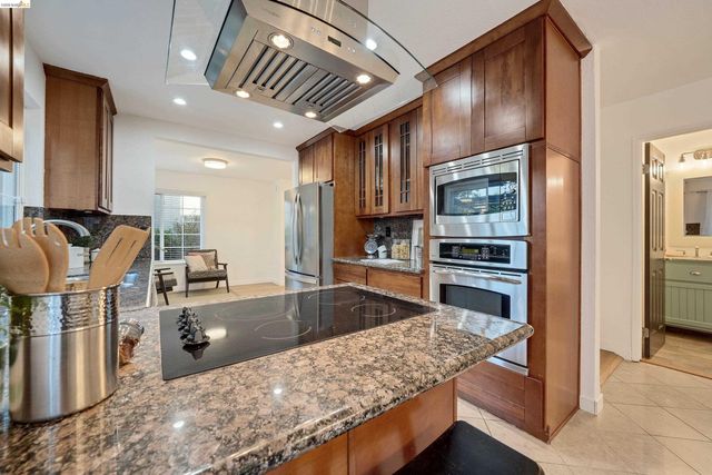 26670 Joshua St, Hayward, CA 94544