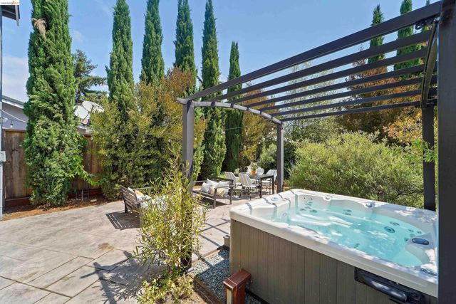 26670 Joshua St, Hayward, CA 94544