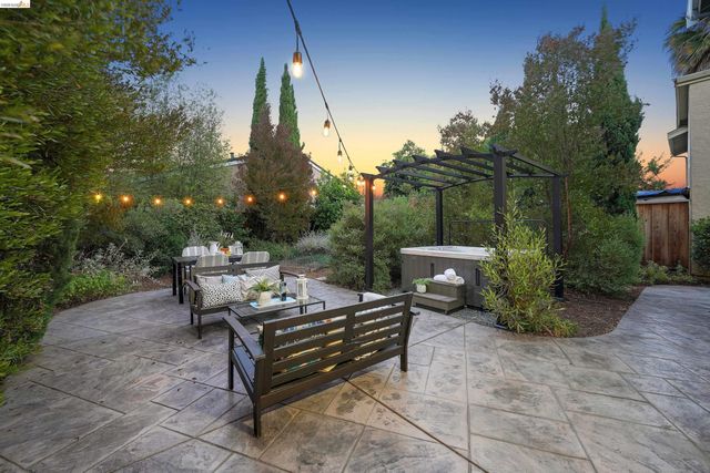 26670 Joshua St, Hayward, CA 94544