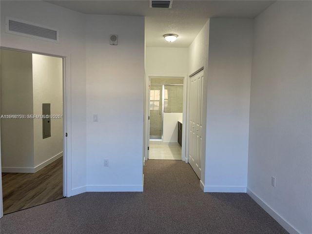 15520 SW 136th St 103, Miami, FL 33196