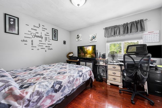 100 Merrimack Ave 115, Dracut, MA 01826