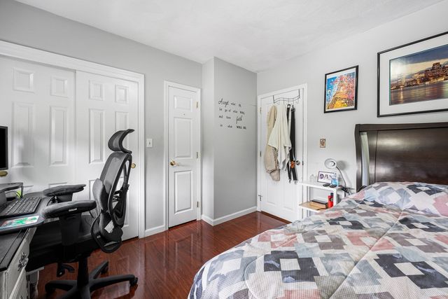 100 Merrimack Ave 115, Dracut, MA 01826
